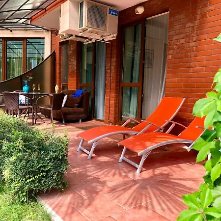 Shato Del Marina Lounge Terrace Апартамент *
